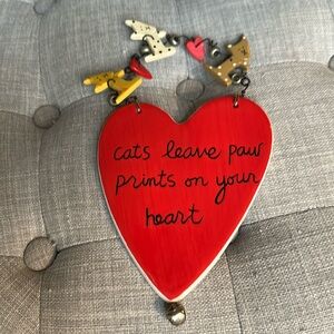 Cat ceramic heart plaque